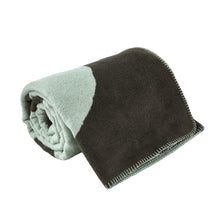 Load image into Gallery viewer, Daisy Brushed Cotton Throw | Sage