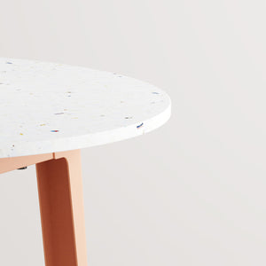 TIPTOE New Modern Round Table | Recycled Plastic
