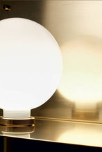 Load image into Gallery viewer, Globo LED Ø 120 Opale Lamp