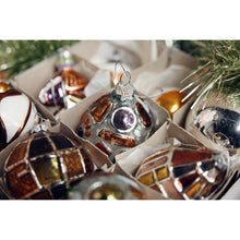 Load image into Gallery viewer, HKLIVING Oval Jewels Christmas Ornament