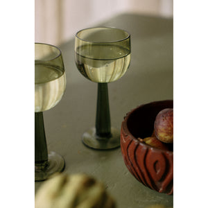 HKliving The Emeralds Tall Wine Glass - Olive