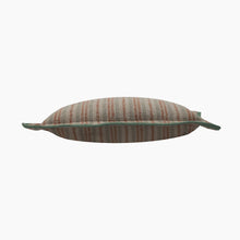 Load image into Gallery viewer, Dahlia Cushion