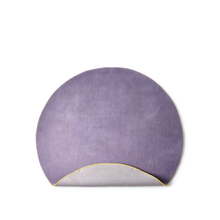 Load image into Gallery viewer, Lilac Round Outline Rug