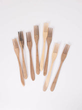 Load image into Gallery viewer, Walnut Wood Fork