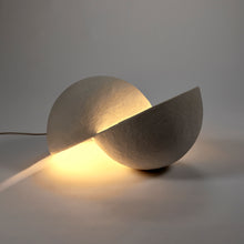 Load image into Gallery viewer, Earth Sphere Lamp