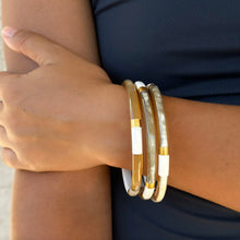Load image into Gallery viewer, Lacquered Buffalo Horn Bangle – White Gold