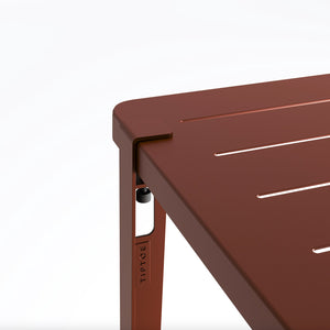 Tiptoe MIDI Outdoor Table