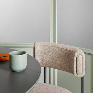 Amelie S M Chair