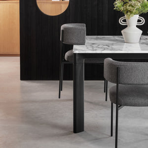 Amelie P M Chair