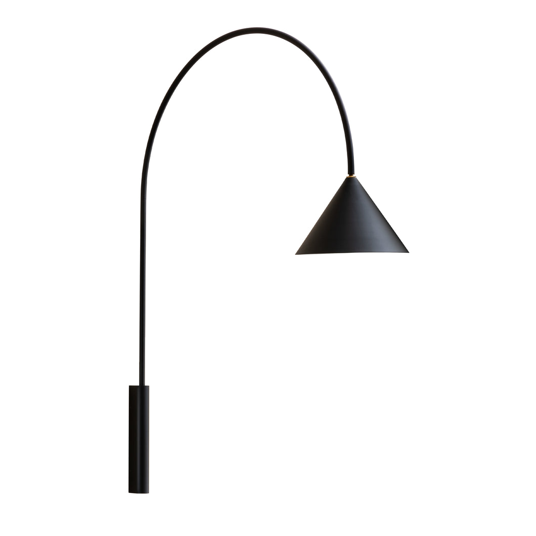 Ozz Wall Lamp