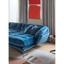 Load image into Gallery viewer, Saba New York Chaise Sofa