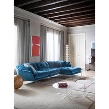 Load image into Gallery viewer, Saba New York Chaise Sofa