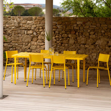 Load image into Gallery viewer, Tiptoe MIDI Outdoor Table