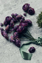 Load image into Gallery viewer, Abigail Artificial Ranunculus Bunch