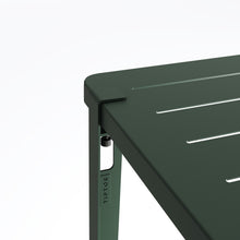 Load image into Gallery viewer, Tiptoe MIDI Outdoor Table