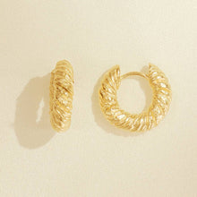 Load image into Gallery viewer, Zeta Earring