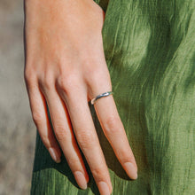 Load image into Gallery viewer, Agapée Zéphir Silver Ring