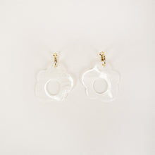 Load image into Gallery viewer, Marguerite Mother Of Pearl Earrings