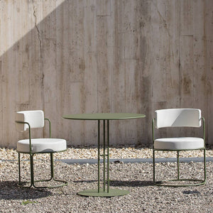 Paradiso Round Outdoor Dining Table - 2 Sizes