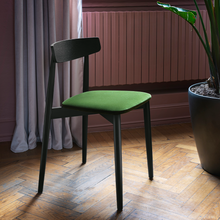 Load image into Gallery viewer, Claretta Chair