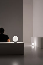Load image into Gallery viewer, Palla Table Lamp