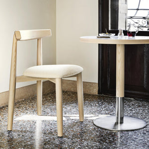 Bold Claretta Chair