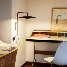 Load image into Gallery viewer, Ginger Wall Light