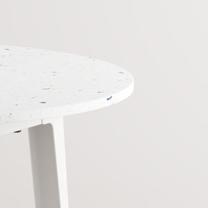 TIPTOE New Modern Round Table | Recycled Plastic