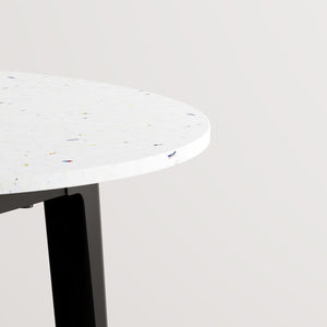 TIPTOE New Modern Round Table | Recycled Plastic