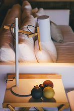 Load image into Gallery viewer, Scantling Table Light