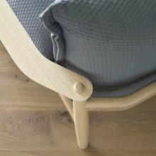 Load image into Gallery viewer, Sergia Armchair