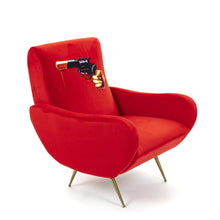 Load image into Gallery viewer, Toiletpaper Armchair - Revolver
