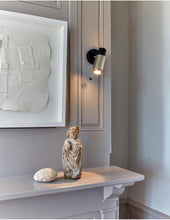 Load image into Gallery viewer, Biny Spot - LED