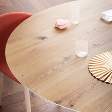 Load image into Gallery viewer, Illo Dining Table