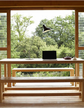 Load image into Gallery viewer, Mantis BS3 Table Lamp
