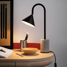 Load image into Gallery viewer, Ozz Desk Lamp