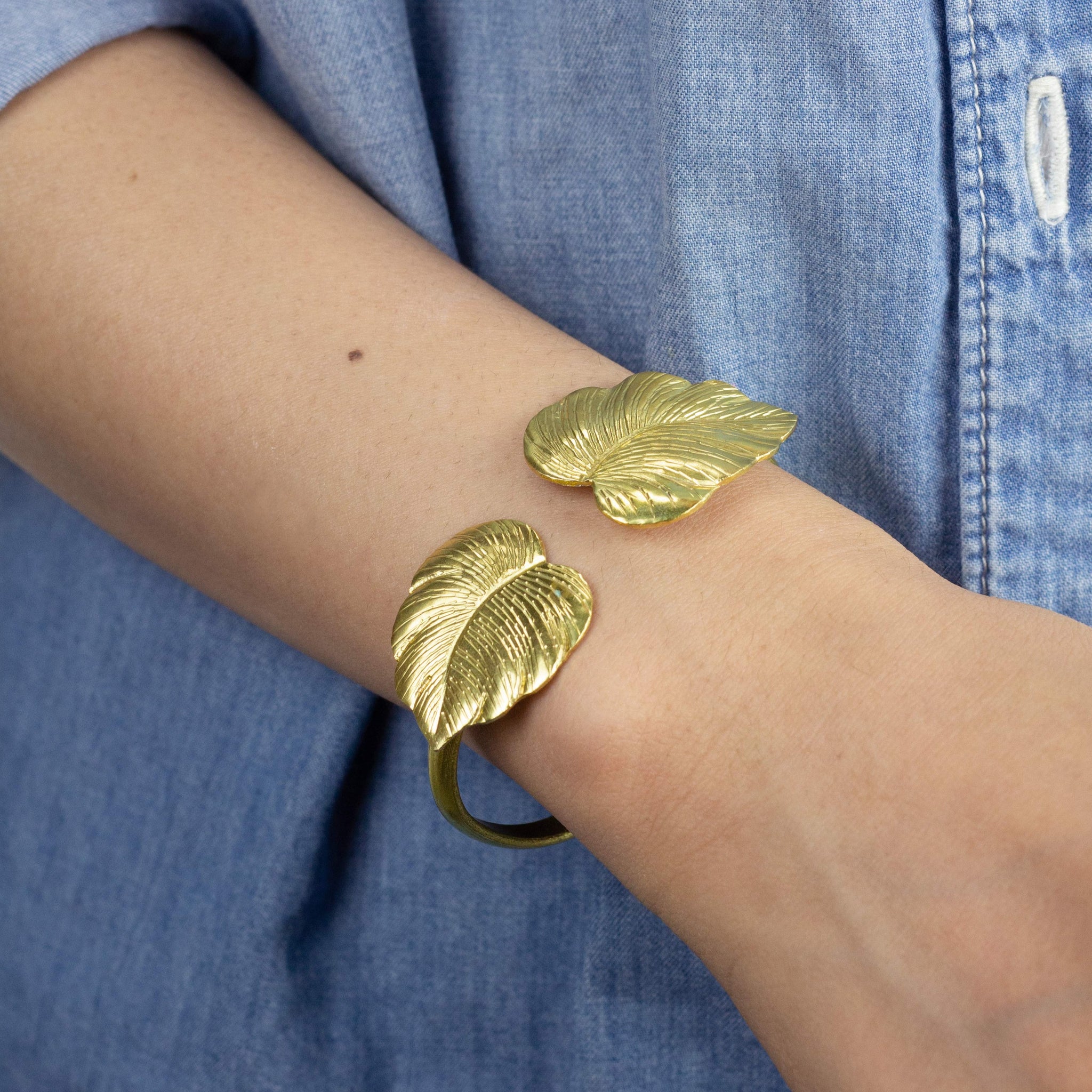 Monstera bracelet deals