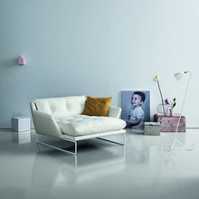 Load image into Gallery viewer, Saba New York Lounge Armchair