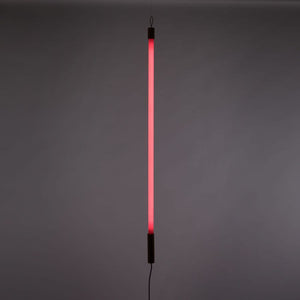 Fuchsia Linea LED Light